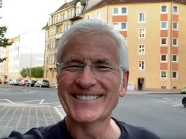 TSCHÜSS Fördermitglieder, HALLO SPENDEN! – Peter Weber wird einfacher Geldpatriot TSCHÜSS Fördermitglieder, HALLO SPENDEN - Peter Weber wird Geldpatriot - HALLO MEINUNG